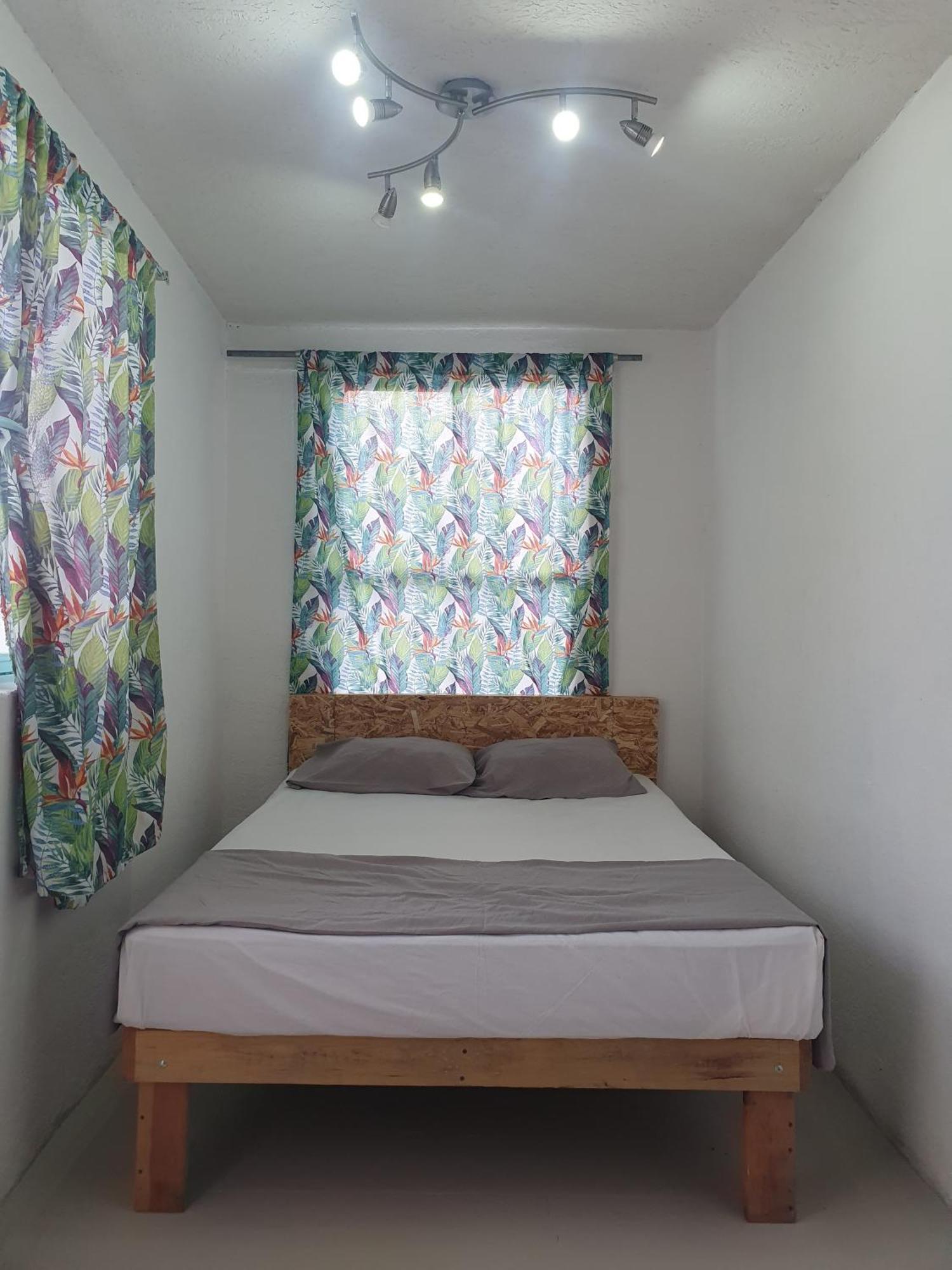 Nomadas Guest house *